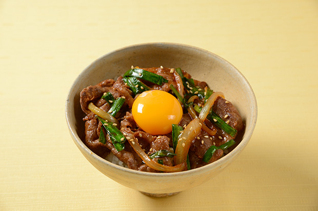 スタミナピリ辛牛丼